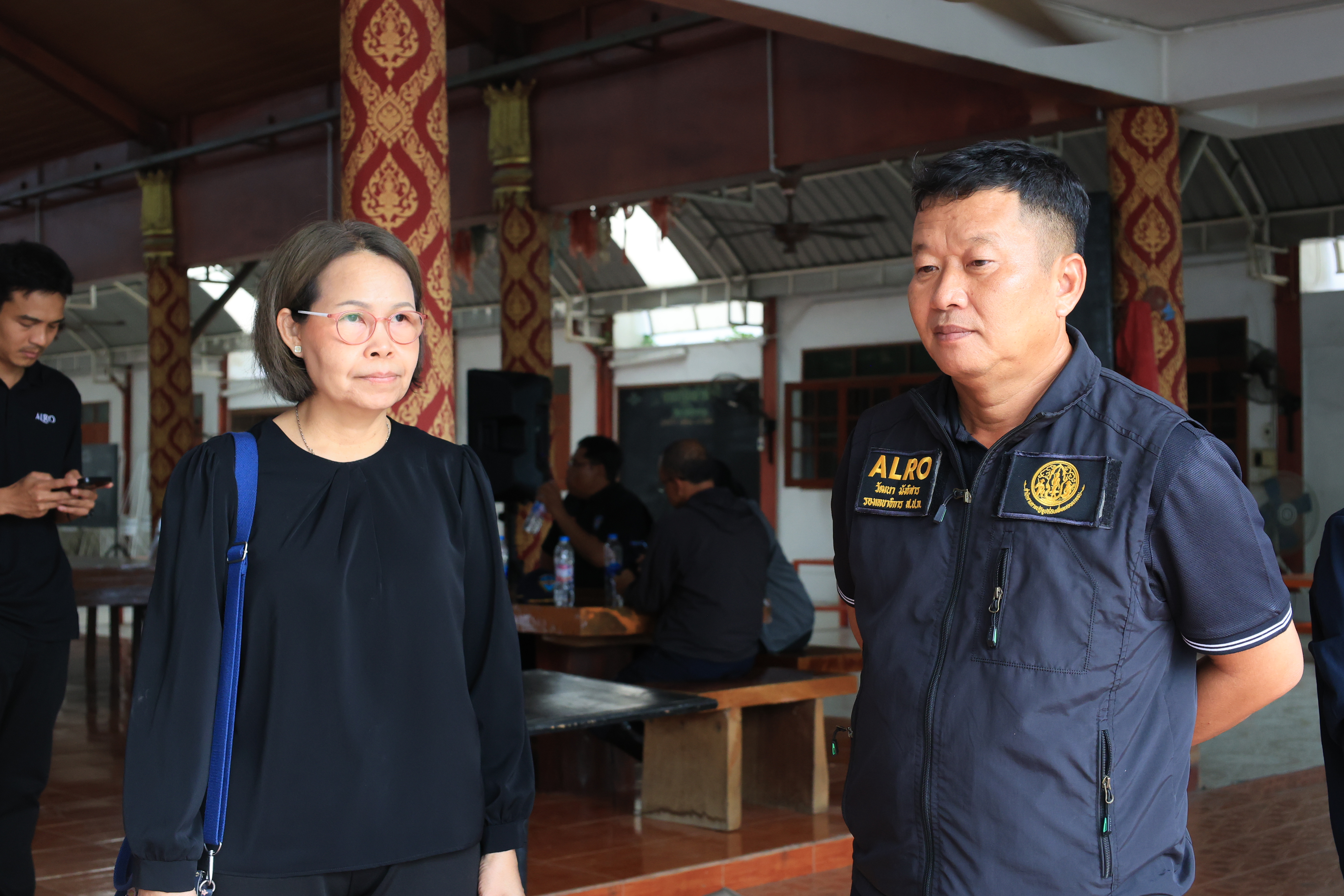 title - ส.ป.ก. ติดตามรมช.เกษตรฯ ช่วยเหลือพี่น้องผู้ประสบอุทกภัย ในเขตจังหวัดปทุมธานี